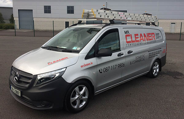 Mr. Cleaner window cleaning team